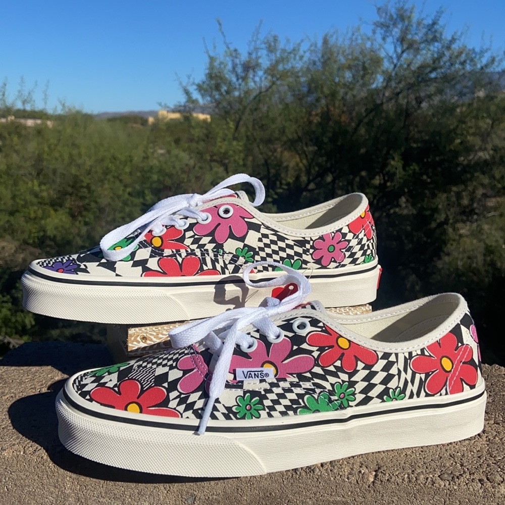 New Retro Vans Authentic 90’s Vintage Colorful FLOWER POWER Low Top Sneakers - Picture 4 of 16